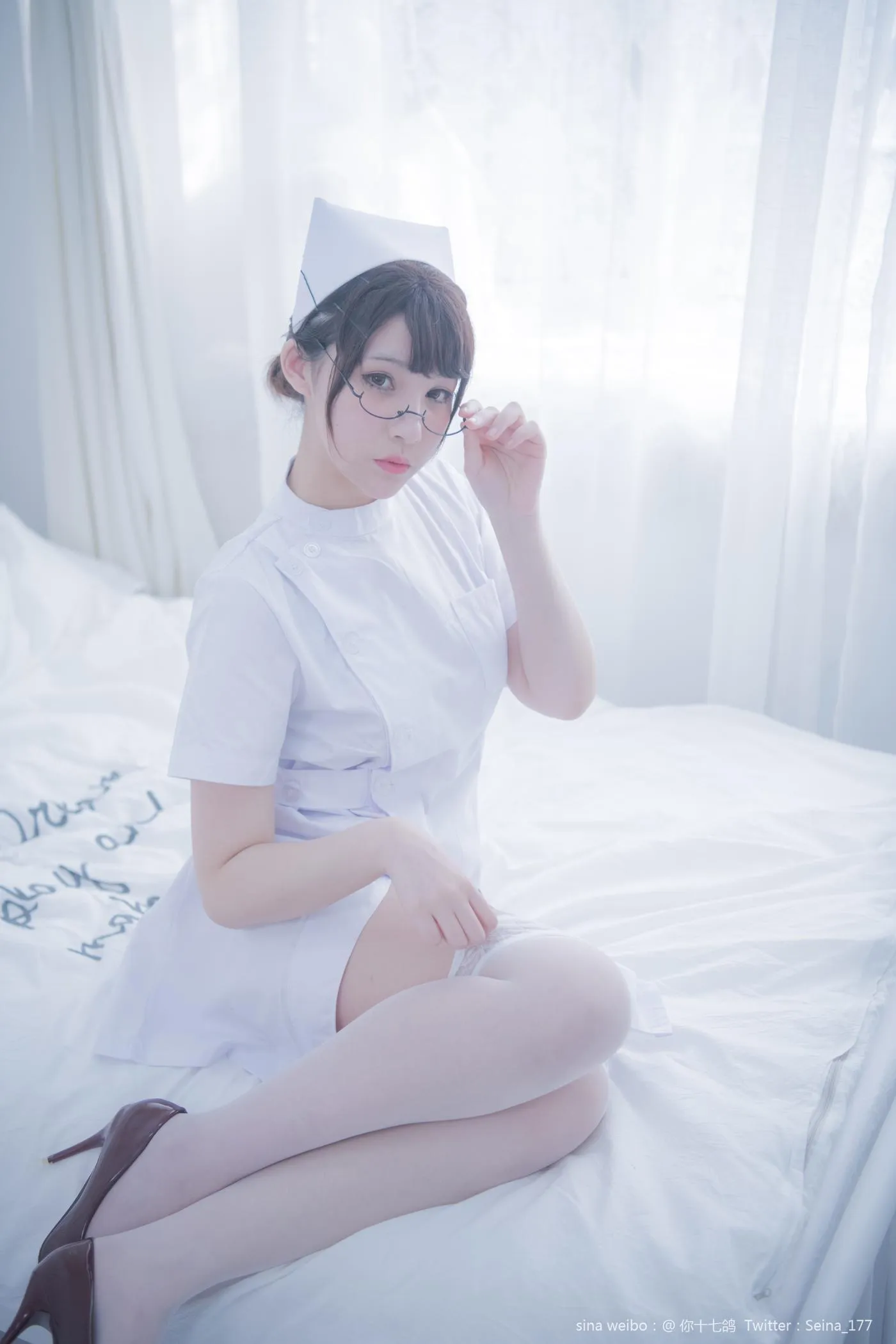 你十七鸽 – NO.03 白色护士-白色护士成片 [51P]插图3
